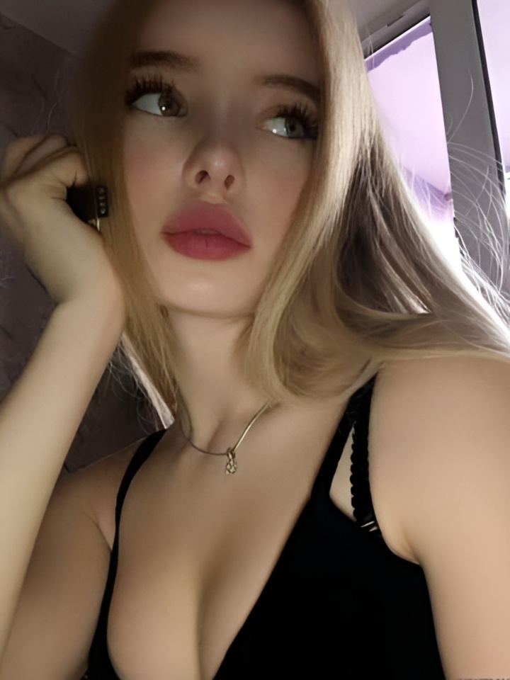 Индивидуалка Адель, доступна для личного знакомства от 1500 руб