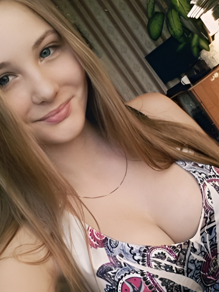 Элеонора привлекательная девушка из Асбест цена от 4000 руб